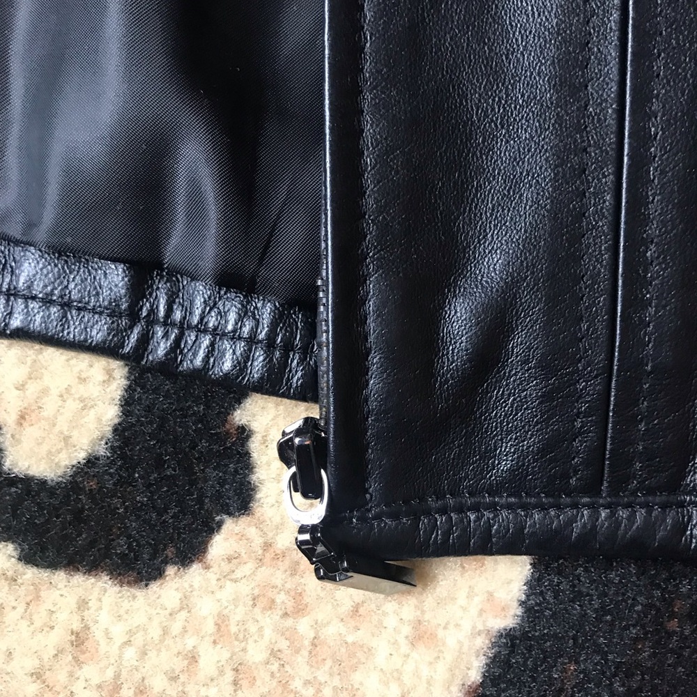 Leather jacket - Picture 5 of 6